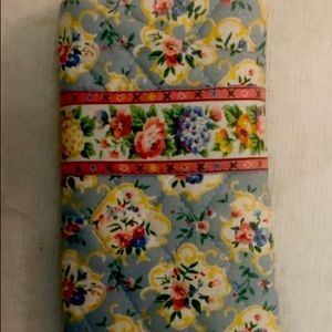 Vera Bradley sun glass holder